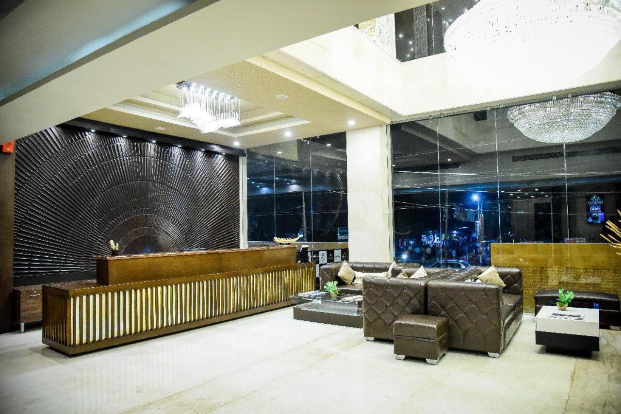 DNG The Grand Hotel Kanpur Exterior foto